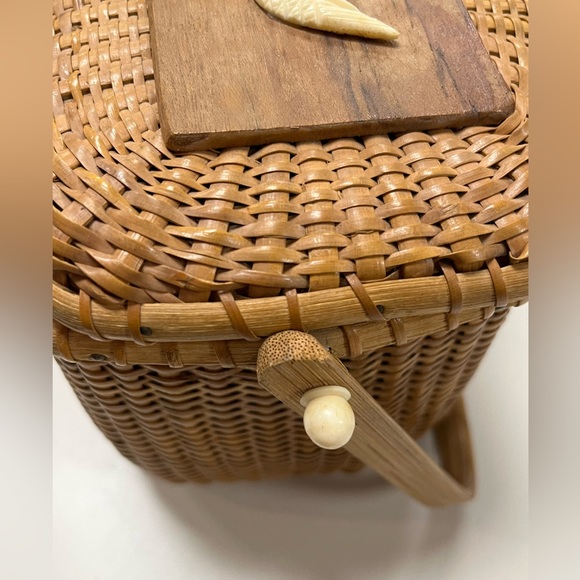 Vintage Nantucket Woven Basket Handbag w Seagull Bird Square Wooden Decor - Picture 7 of 10